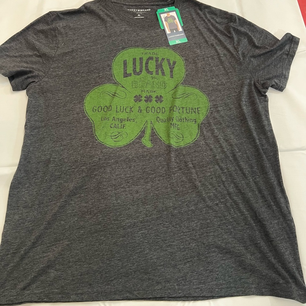 Lucky Brand Men's Grey T-Shirt with Green Clover